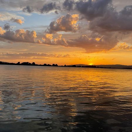 Elgringo Clisura Dunarii Moldova Noua Exteriér fotografie