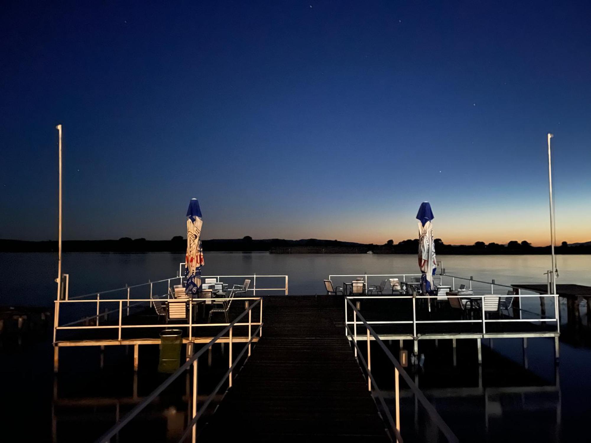Elgringo Clisura Dunarii Moldova Noua Exteriér fotografie